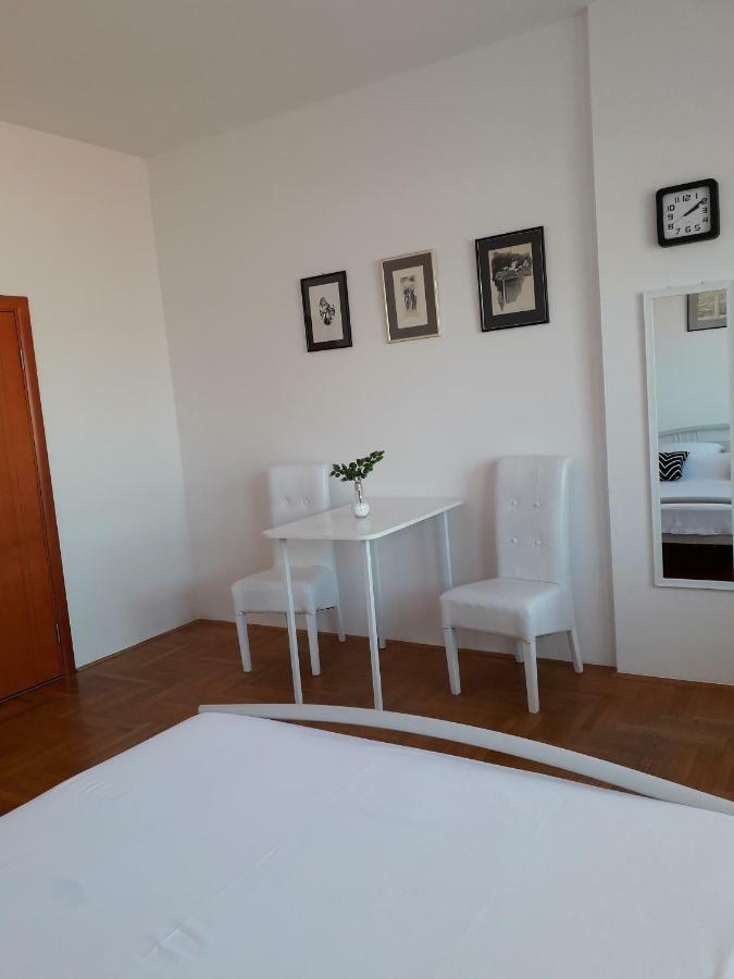 Apartman Dunja Ns 2 نوفي ساد المظهر الخارجي الصورة