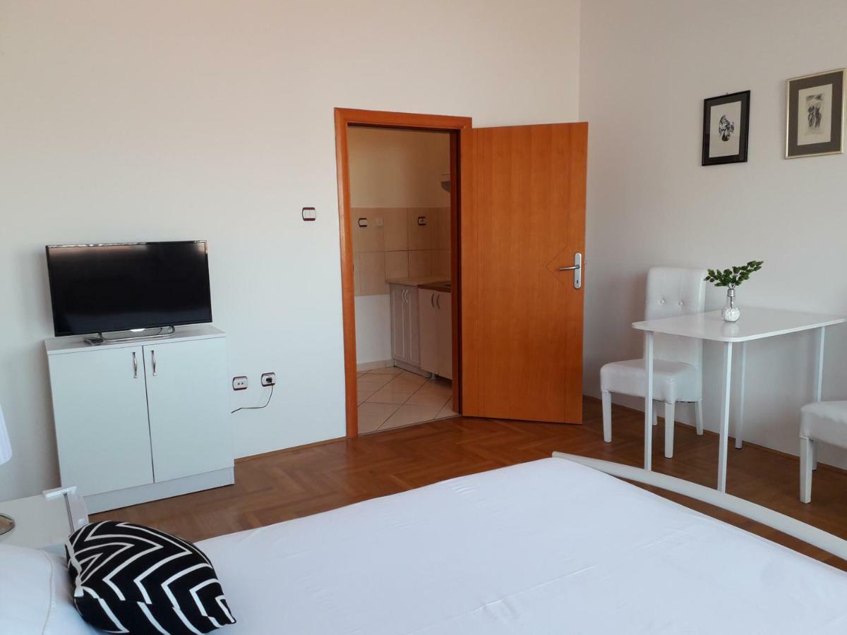 Apartman Dunja Ns 2 نوفي ساد المظهر الخارجي الصورة