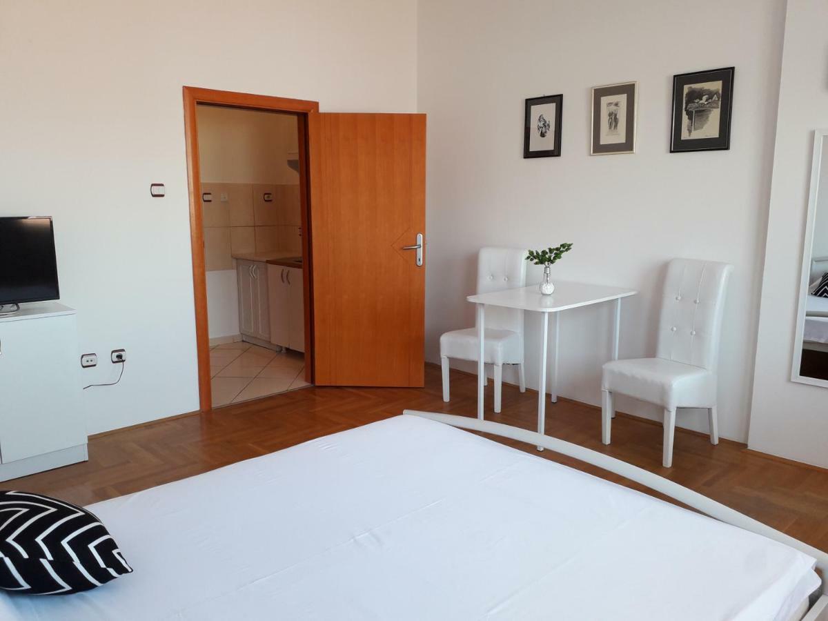 Apartman Dunja Ns 2 نوفي ساد المظهر الخارجي الصورة