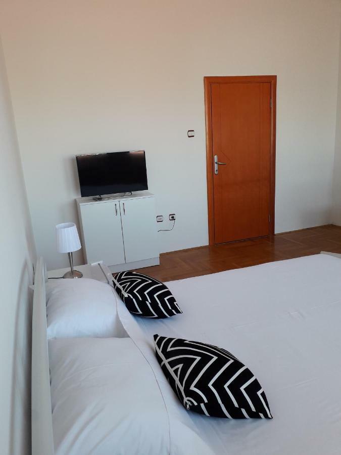 Apartman Dunja Ns 2 نوفي ساد المظهر الخارجي الصورة